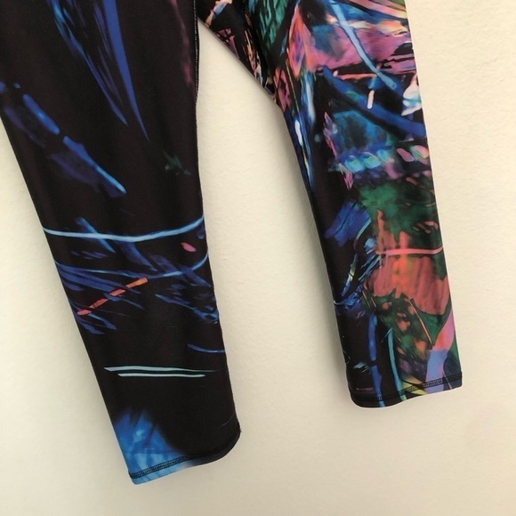 Fabletics Cosmic Lights Leggings - Picture 9 of 14